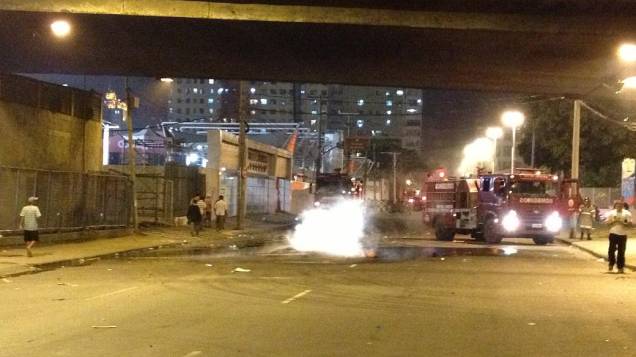 Protesto no Rio: vândalos incendiaram e depredaram o Terreirão do Samba