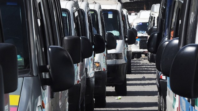 Cerca de 3.000 motoristas de vans protestam no Rio por melhores condições de trabalho