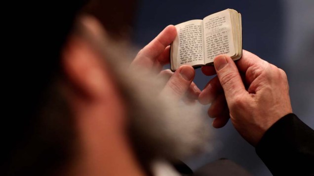 Em Leipzig, na Alemanha, um rabino participa de cerimônia de ordenação