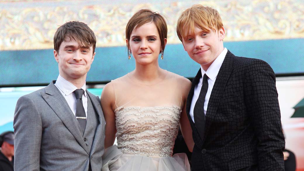 Daniel Radcliffe, Emma Watson e Rupert Grint na estreia de Harry Potter e as Relíquias da Morte – Parte 2, em Londres