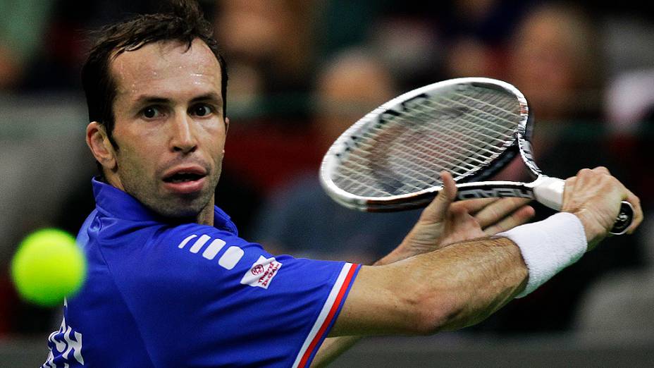 O checo Radek Stepanek durante partida contra jovem Dusan Lajovic, 23 anos, da Sérvia