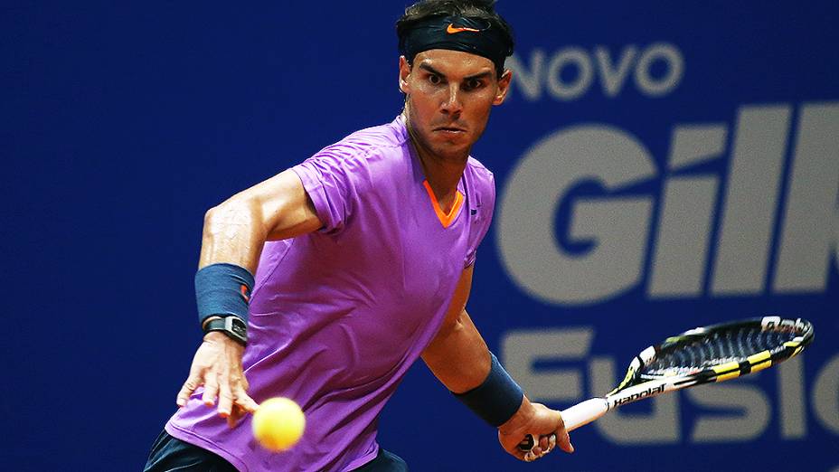 O espanhol Rafael Nadal confirmou o favoritismo e derrotou o brasileiro João Souza, no Brasil Open 2013, em São Paulo