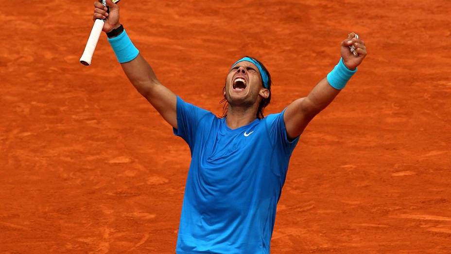 Rafael Nadal comemora vitória e classificação para final de Roland Garros