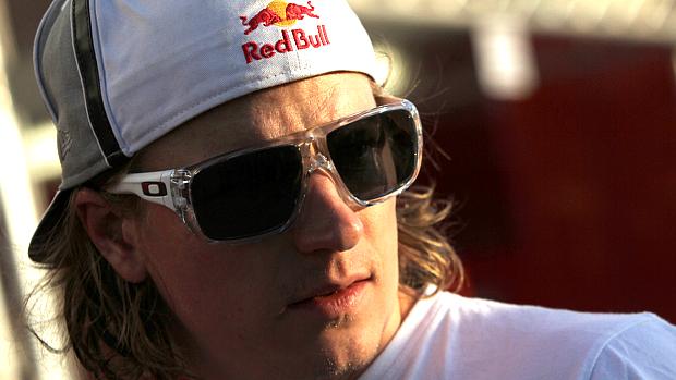 Raikkonen: piloto é ex-campeão mundial de Fórmula 1