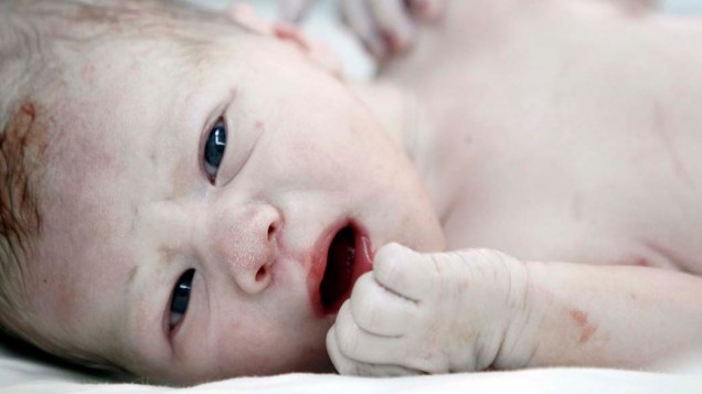 Bebê recém-nascido em hospital de Moscou, na Rússia