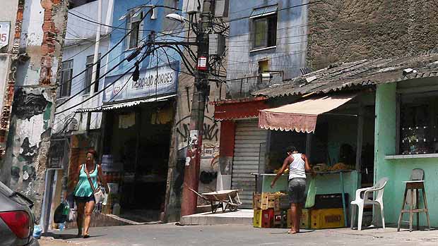 Aregião conhecida como Rua Nova, no Morro da Alvorada, que dá acesso ao Beco do Borges, onde o comandante da UPP foi morto