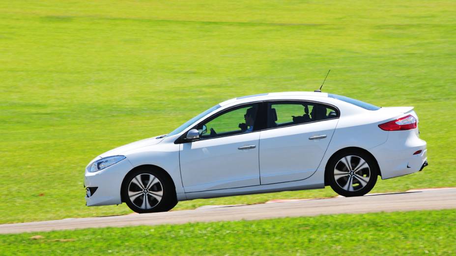 O novo modelo esportivo da Renault, Fluence GT