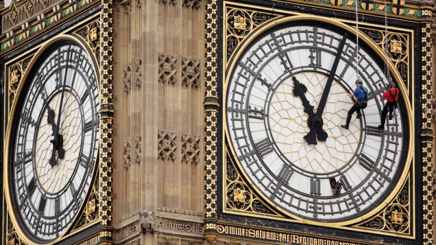 Em Londres, o relógio Big Ben passa por reparos
