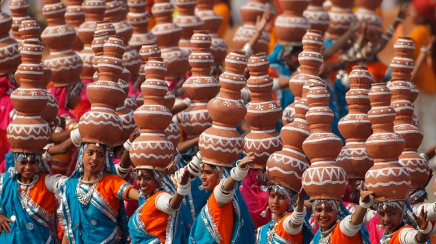 Dança folclórica Rajasthan durante o desfile do Dia da República em Nova Délhi, Índia