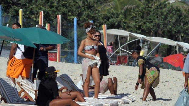 Rihanna na Praia de Ipanema