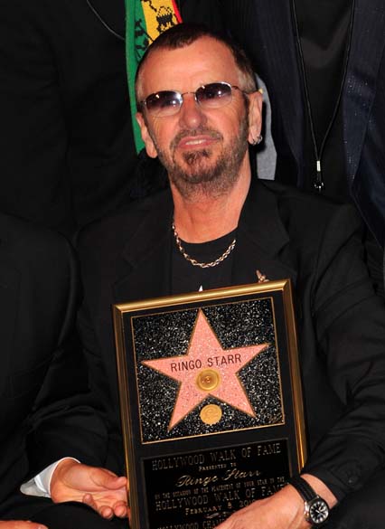 Em fevereiro, Ringo Starr ganhou uma estrela na Calçada da Fama, em Hollywood