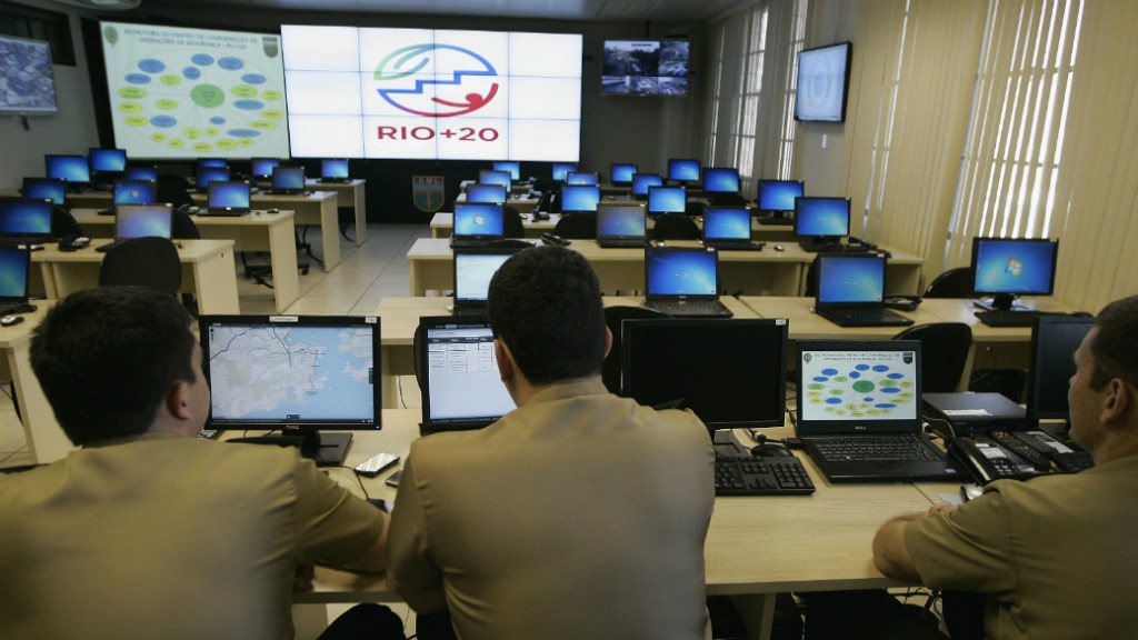 O Centro de Operações da segurança da Rio+20, no Comando Militar do Leste: preparaticos contra o ciberterrorismo