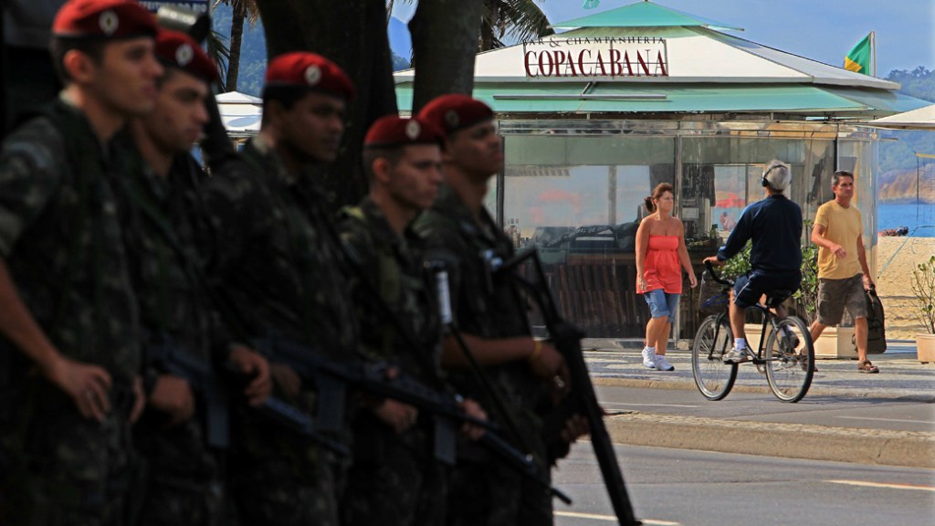 Além de policiais civis e PMs, Exército também patrulhará as ruas do Rio de Janeiro durante a conferência da ONU