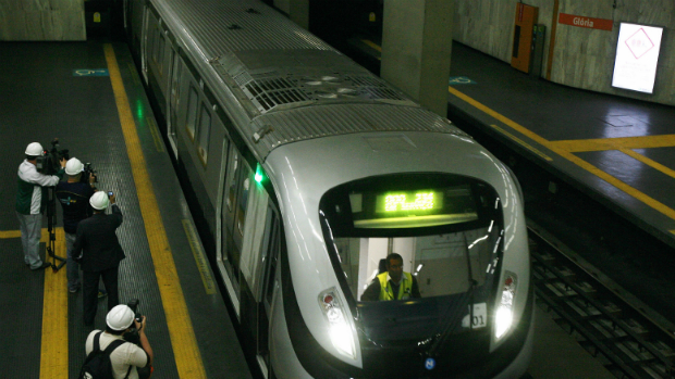 Rio: novos trens chineses começarão circular em agosto