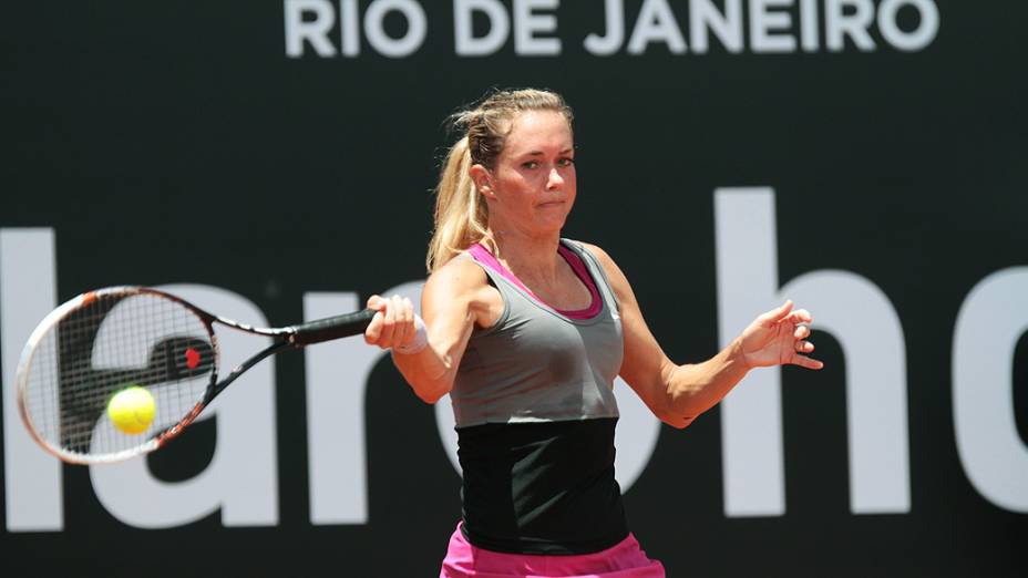 A checa Klara Zakopalova durante a partida contra a colombiana Mariana Duque Marino