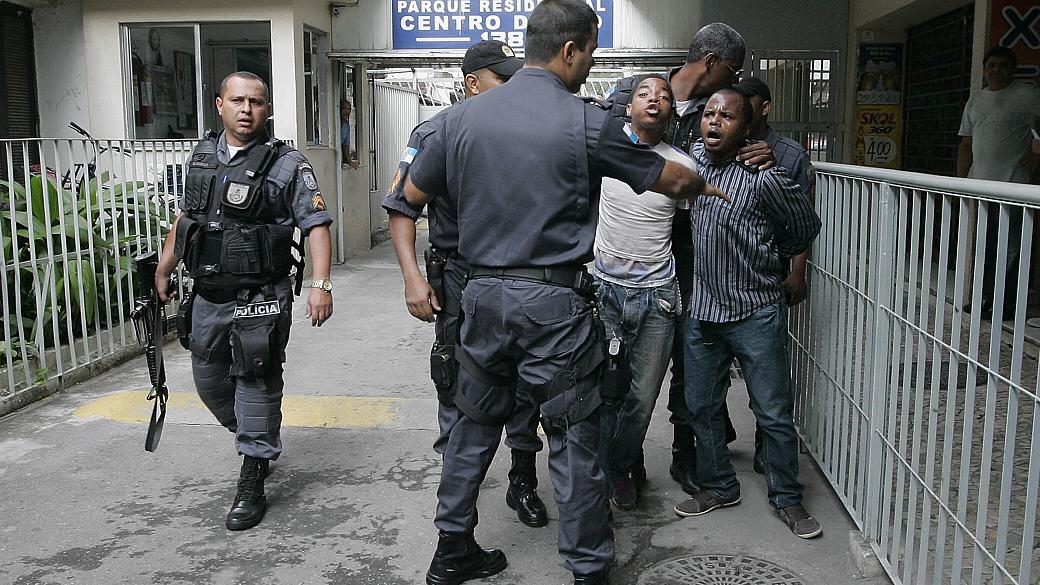 Rio: três homens foram presos após assalto em lotérica