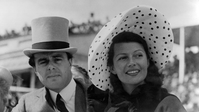 Rita Hayworth com seu terceiro marido, o príncipe Aly Khan, com quem se casou em 1949