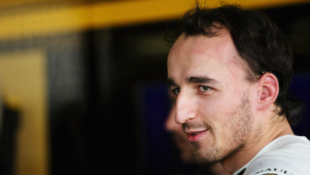 Robert Kubica: Lótus Renault aguarda parecer do polonês até outubro