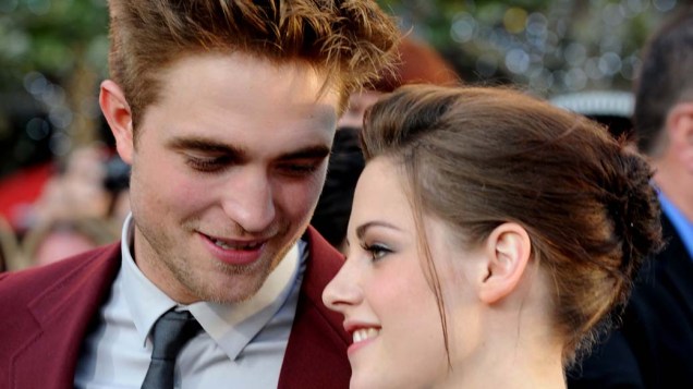 Robert Pattinson e Kristen Stewart em junho de 2010, em Los Angeles, Califórnia