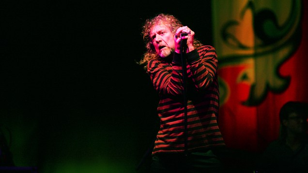 Robert Plant, ex-vocalista do Led Zeppelin, faz show em São Paulo, no Espaço das Américas, em 22/10/2012