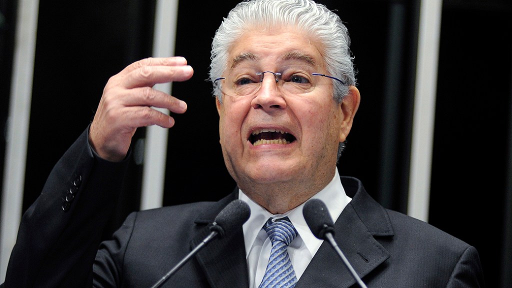 Senador Roberto Requião