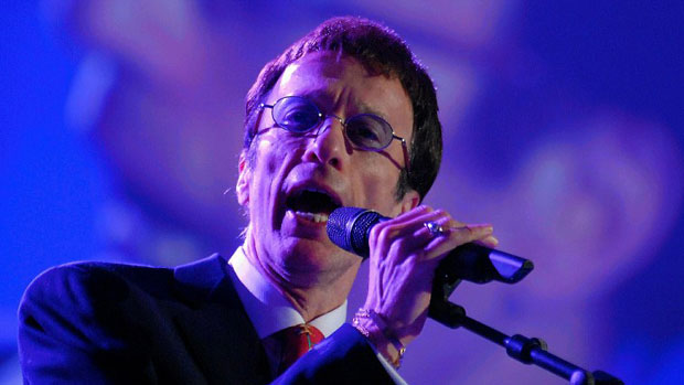 Robin Gibb canta no Energy Globe World Award, na Alemanha, em 2007 Robin Gibb canta no Energy Globe World Award, na Alemanha, em 2007