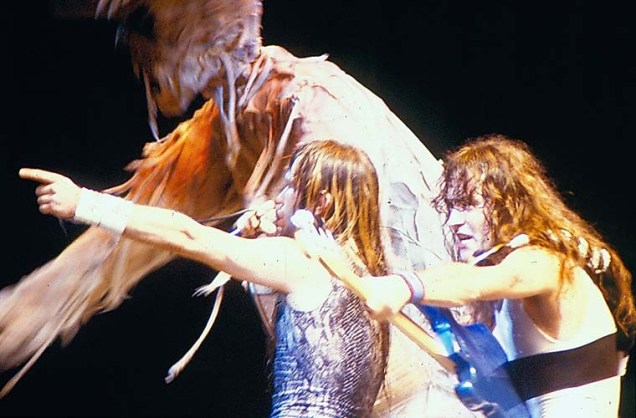 A apresentação da banda britânica Iron Maiden.