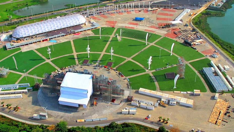 Rock in Rio 2013: Palcos começam a ser erguidos