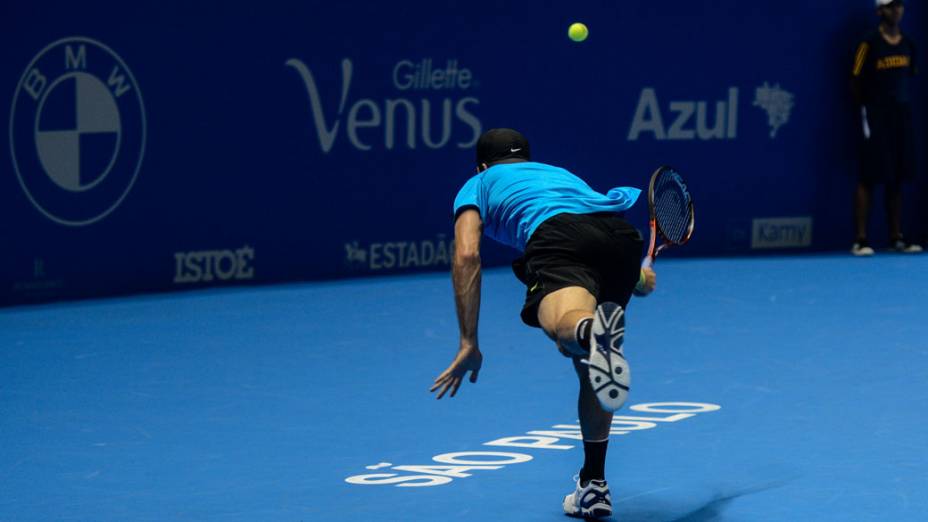 Roger Federer vence Tommy Haas neste domingo (09/12),em partida de exibição no Ginásio do Ibirapuera, em São Paulo