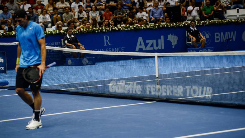 Roger Federer vence Tommy Haas neste domingo (09/12), em partida de exibição no Ginásio do Ibirapuera, em São Paulo