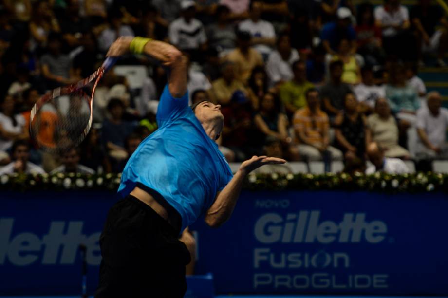 Roger Federer vence Tommy Haas neste domingo (09/12),em partida de exibição no Ginásio do Ibirapuera, em São Paulo