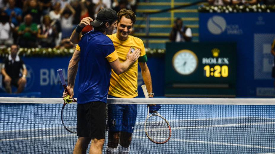 Roger Federer vence Tommy Haas neste domingo (09/12),em partida de exibição no Ginásio do Ibirapuera, em São Paulo