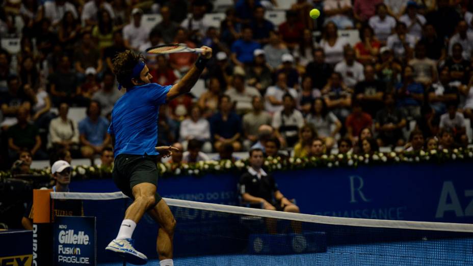 Roger Federer vence Tommy Haas neste domingo (09/12),em partida de exibição no Ginásio do Ibirapuera, em São Paulo