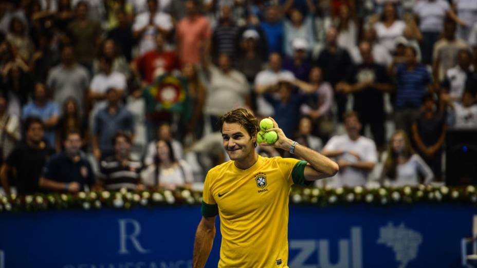 Roger Federer vence Tommy Haas neste domingo (09/12),em partida de exibição pelo Gillette Roger Federer Tour em São Paulo no ginásio do Ibirapuera