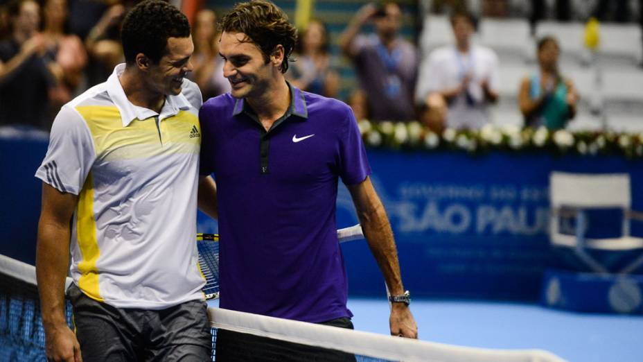 Roger Federer vence Jo-Wilfried Tsonga neste sábado (08/12),em partida de exibição pelo Gillette Roger Federer Tour em São Paulo no ginásio do Ibirapuera