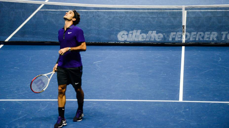 Roger Federer vence Jo-Wilfried Tsonga neste sábado (08/12),em partida de exibição pelo Gillette Roger Federer Tour em São Paulo no ginásio do Ibirapuera