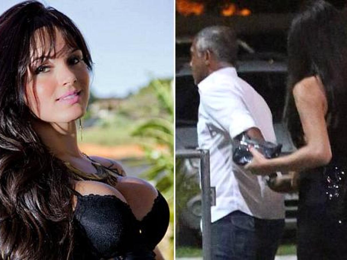 Fotografado de mãos dadas com transexual, Romário... | VEJA