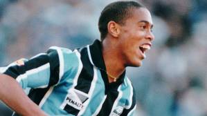 O último 10 - Ronaldinho Gaúcho - Mesa de Bar do Grêmio