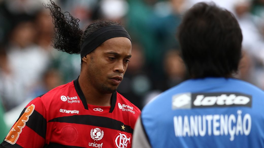 Ronaldinho Gaúcho na partida entre Coritiba e Flamengo, no Estádio Couto Pereira, em Curitiba