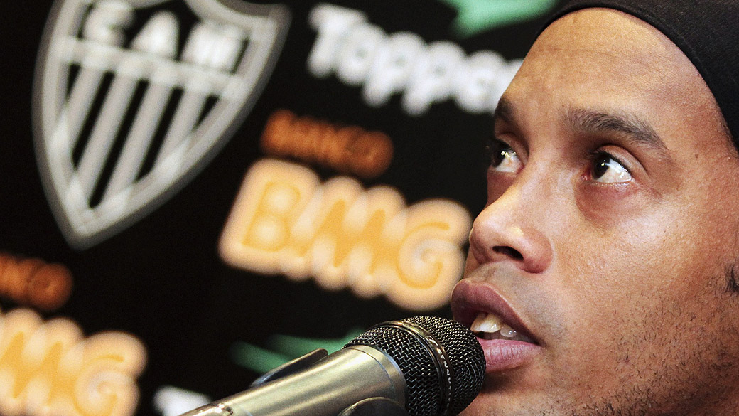 Ronaldinho Gaúcho se transferiu para o Atlético-MG no início de junho