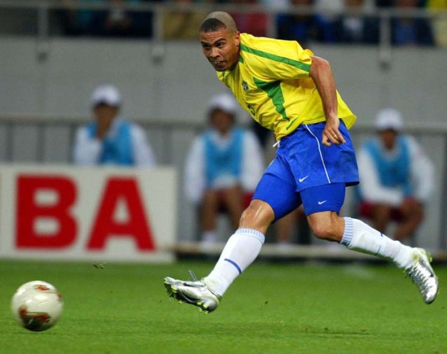 O atacante fez o gol que classificou o Brasil na semifinal contra a Turquia na Copa de 2002, na Coreia do Sul e no Japão