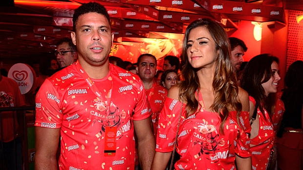 Ronaldo e Paula Morais na Sapucaí