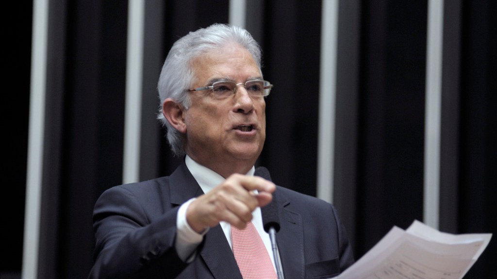 Líder da bancada na Câmara dos Deputados, Rubens Bueno (PR)
