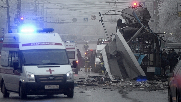Explosão destruiu ônibus na Rússia: o atentado aumentou temor de terrorismo antes do início da Olimpíada de Inverno, em Sochi