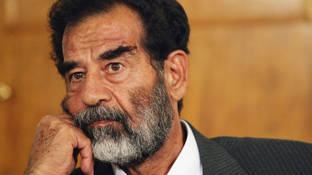 O ex-ditador Saddam Hussein em 2006, durante seu julgamento em Bagdá