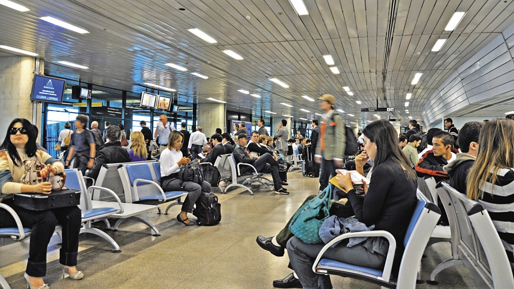 saguão do aeroporto de Confins, em Belo Horizonte