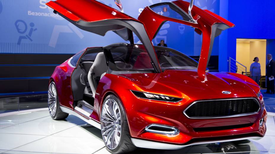 Conceito Evos traz o novo padrão de design da Ford para os próximos anos e servirá de base para um novo modelo brasileiro