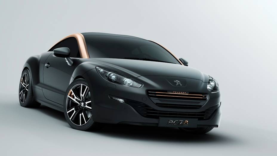 Peugeot RC-Z - Além do 2008 e do 301, a Peugeot aposta na renovação do esportivo RC-Z. Previsto para chegar às lojas da Europa no primeiro trimestre de 2013, a nova versão exibe novidades nos para-choques, grade frontal menor e faróis com diosos luminosos