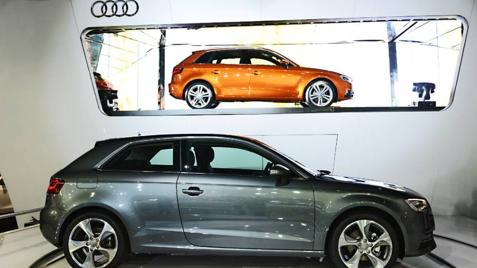 Audi A3 Sport - O hatch médio de duas portas estará nas lojas da marca alemã a partir de janeiro e equipado com um motor 1.4 de 185 cv