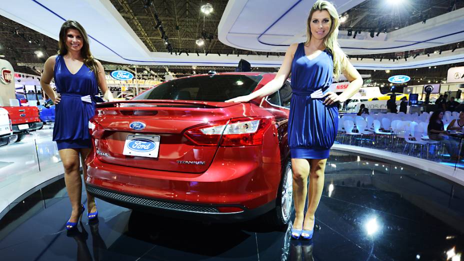 Novo Focus - Sucesso de vendas na Europa e nos Estados Unidos, o médio da Ford só desembarca no Brasil no ano que vem